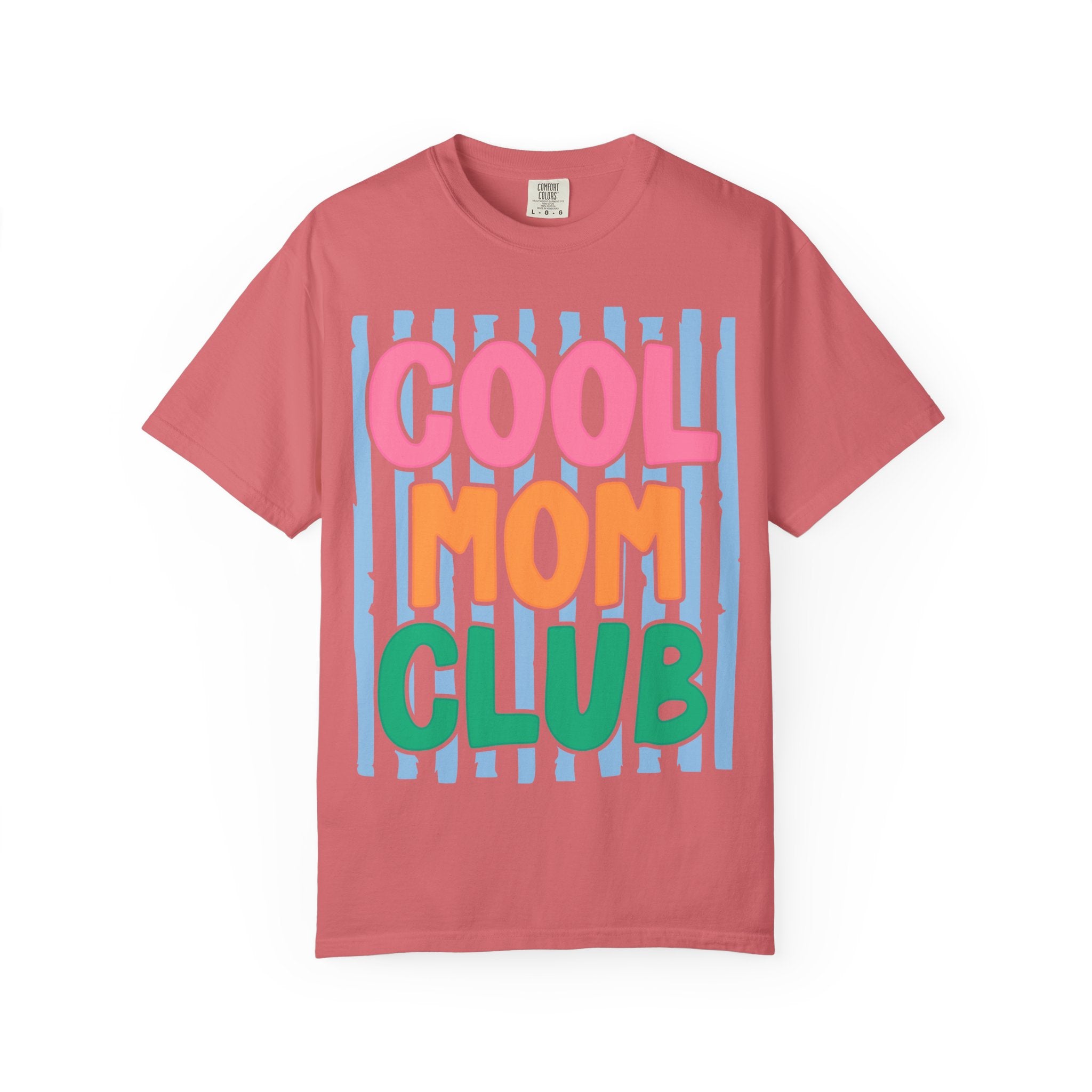 cool mom club tee