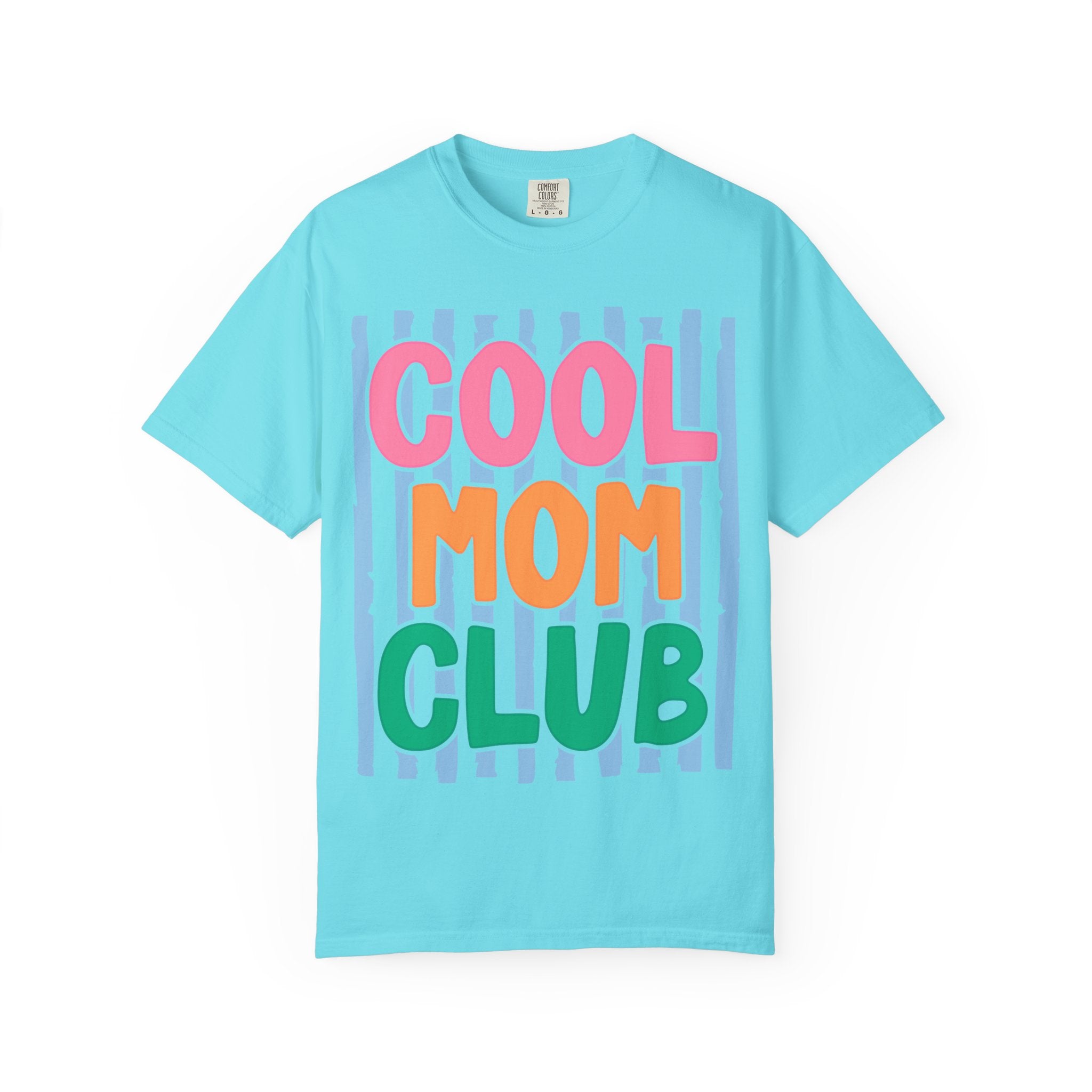cool mom club tee