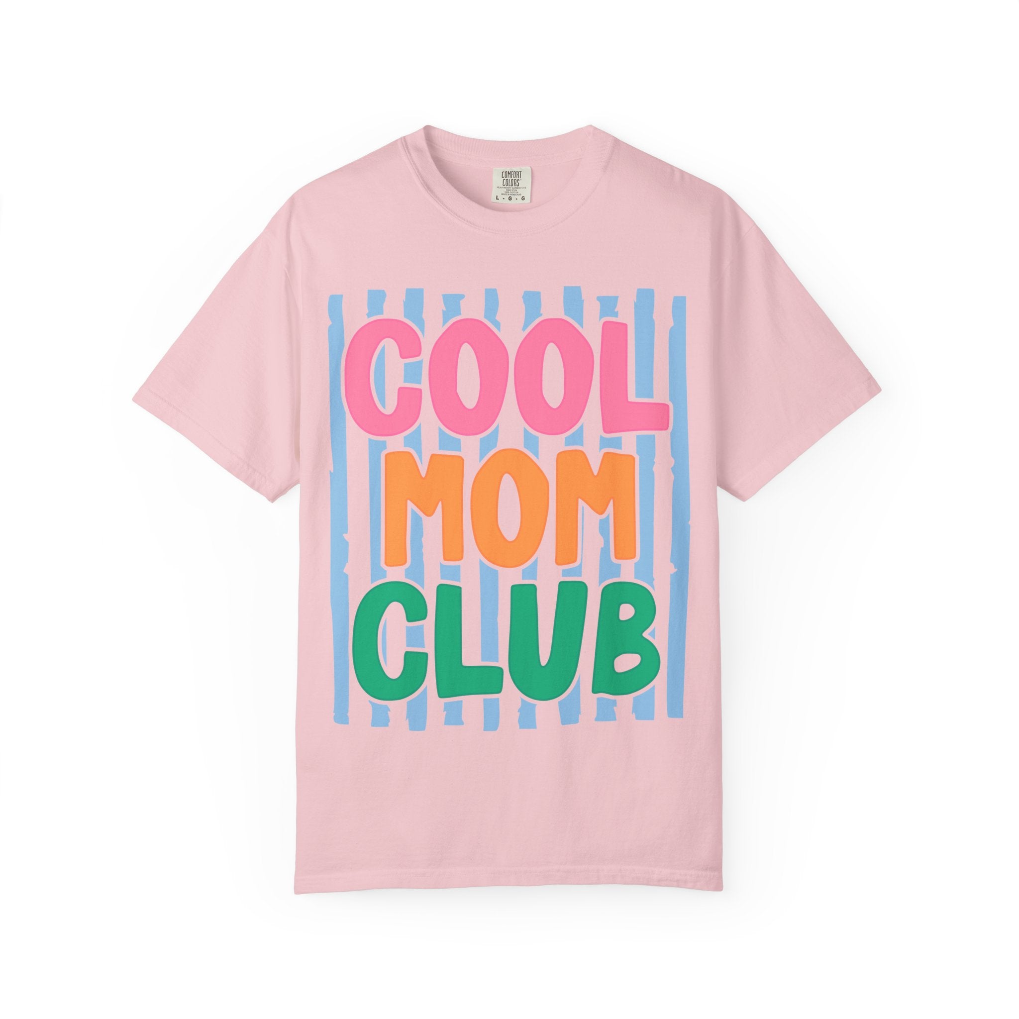 cool mom club tee