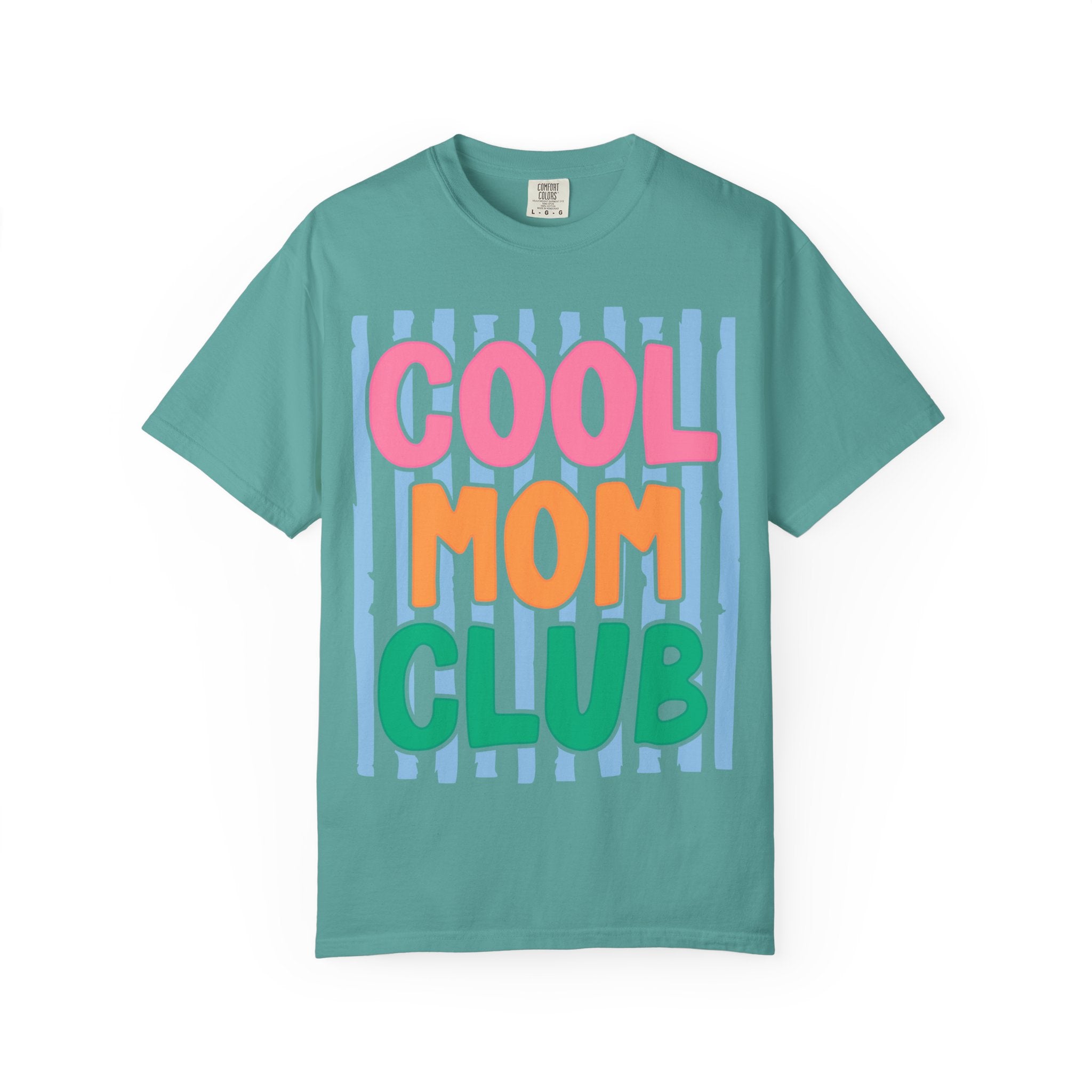 cool mom club tee
