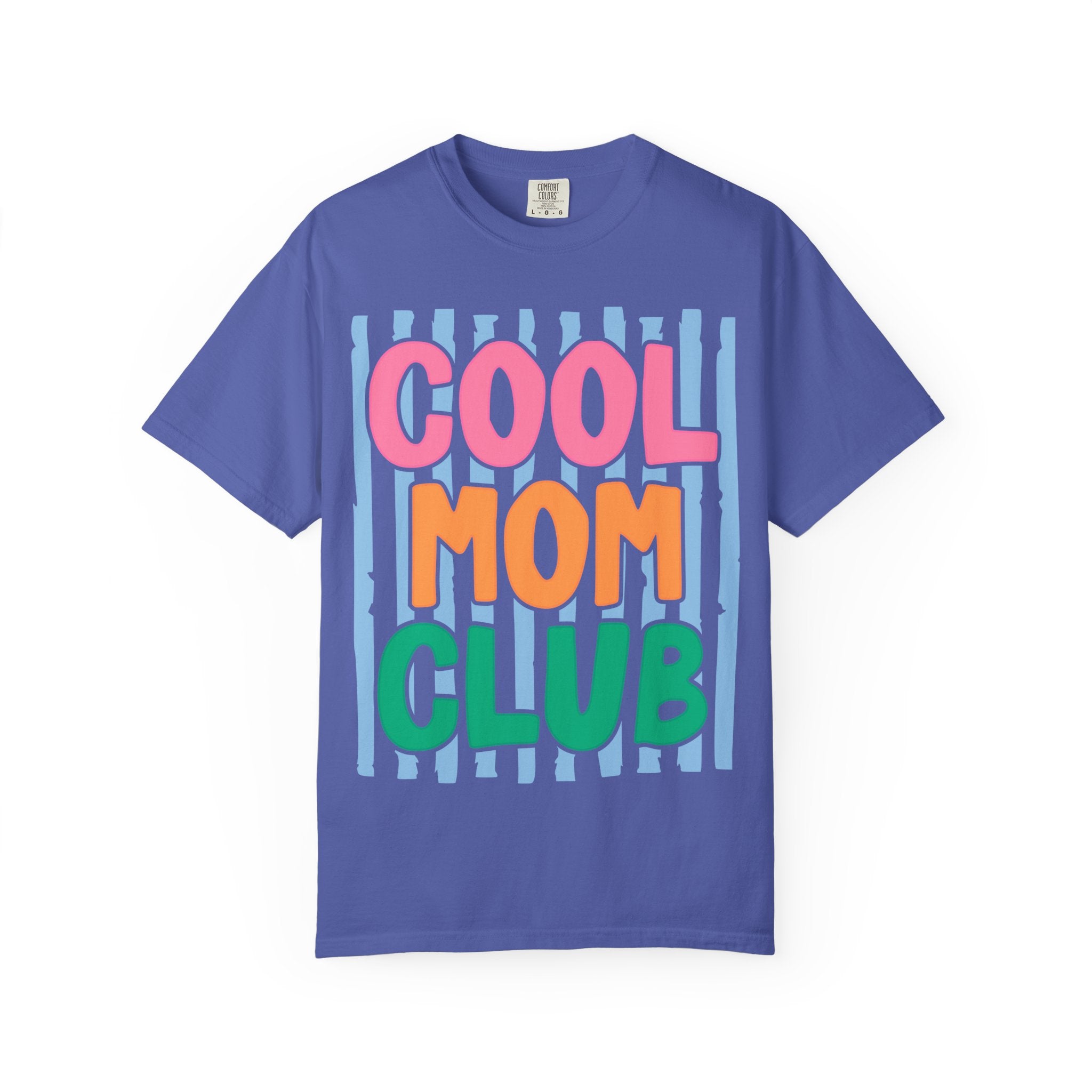 cool mom club tee